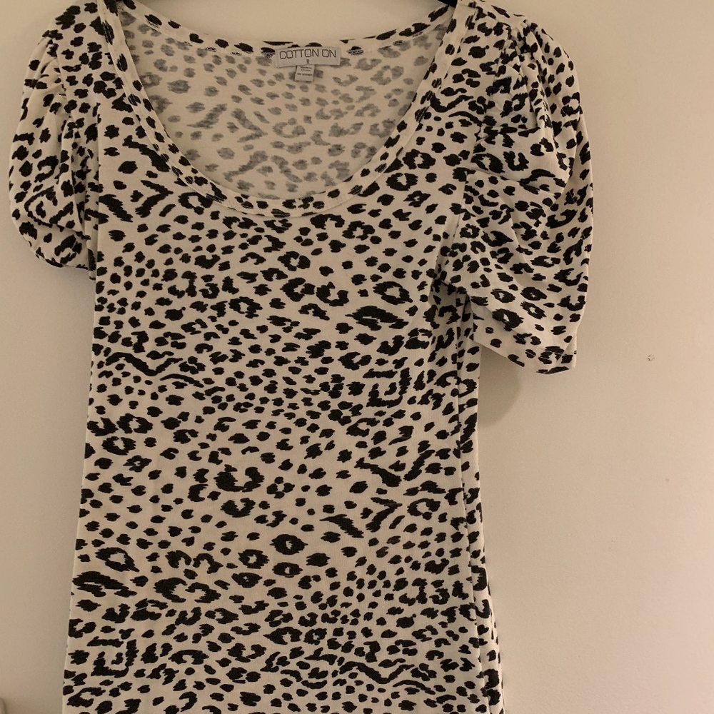 Cotton On | B&W Fitted tank top